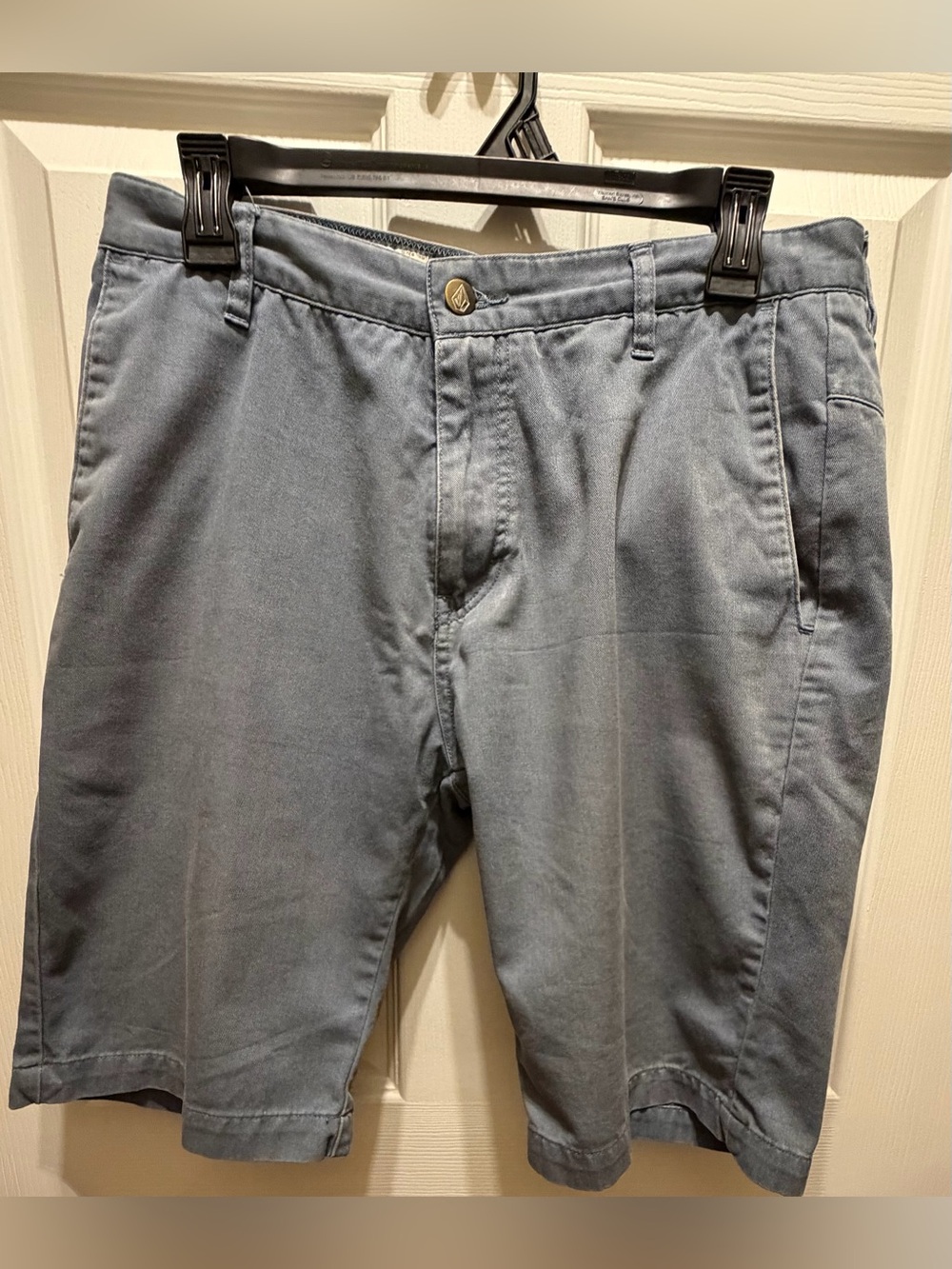 Men’s Volcom Corpo Class Chino Shorts -size 30